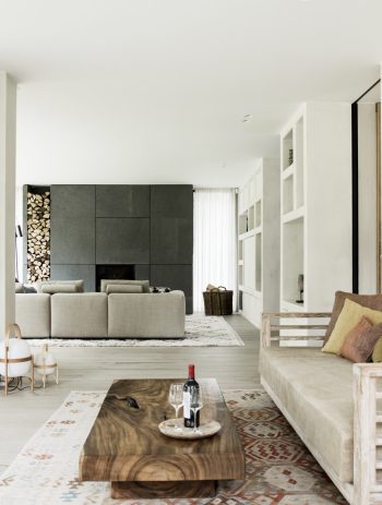 interieuradvies_interieur designer_interieur styling_binnenhuisarchitect_interieurstylist_interieur design_wooninspiratie_interieurontwerp_interieuradvies aan huis_interieurontwerper_interieur op maat_interieur inrichting_interieur maatwerk_interieurarchitecten_interieur idee_interieur renovatie_interieuradvies op maat_nele vlaeminck_kleuradvies_kleuradviseur_interieuradvies antwerpen_moodboards_interieur_interieur op maat_interieur maatwerk_interieuradvies aan huis_interieurarchitect belgie_interieurarchitectenbureau_interieurdecoratie_interieur inspiratie_interieurarchitect_houten meubels op maat_zetel op maat_salon tafel massief hout_tafel decoratie_wijn_kussens_sierkussens_tv kast_moder interieiur_huis inrichting